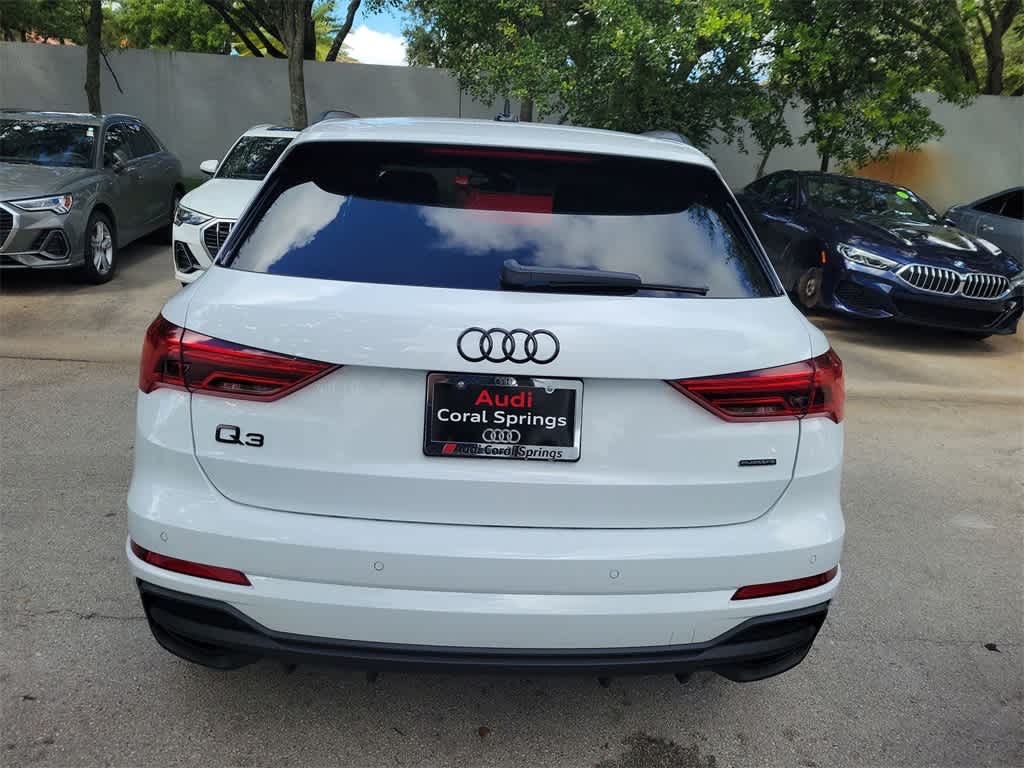 Thumbnail: 2025 Audi Q3 - 5