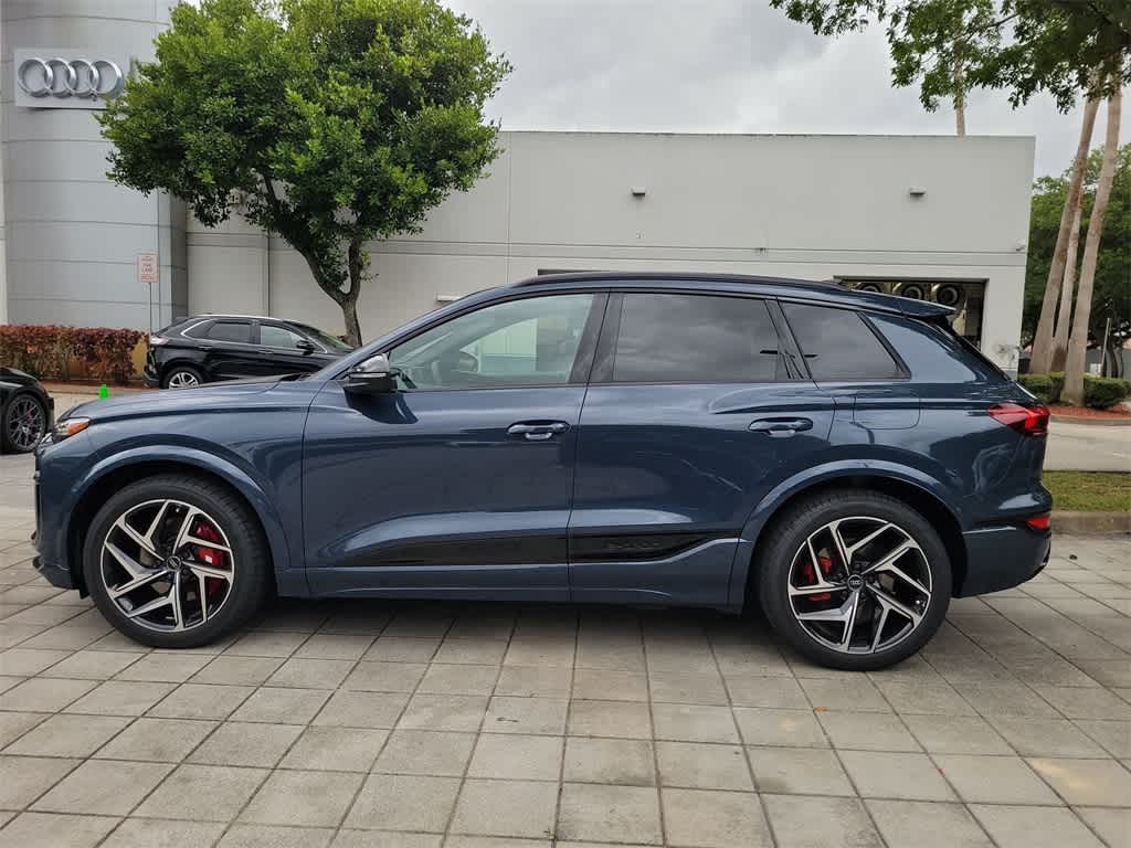 Thumbnail: 2025 Audi SQ6 e-tron - 5