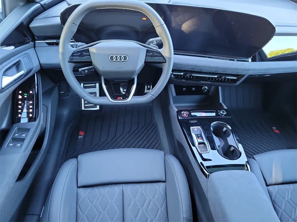 Thumbnail: 2025 Audi e-tron S - 18