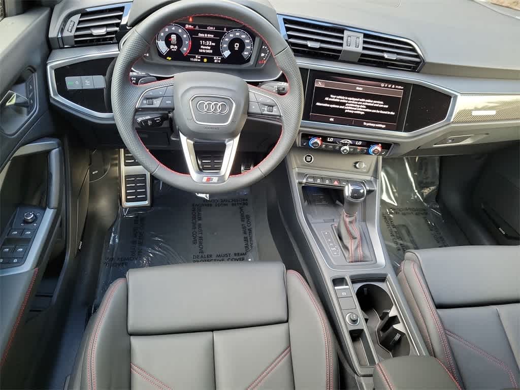 Thumbnail: 2025 Audi Q3 - 10