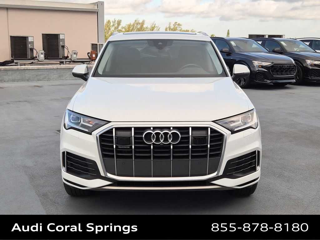 Thumbnail: 2023 Audi Q7 - 9