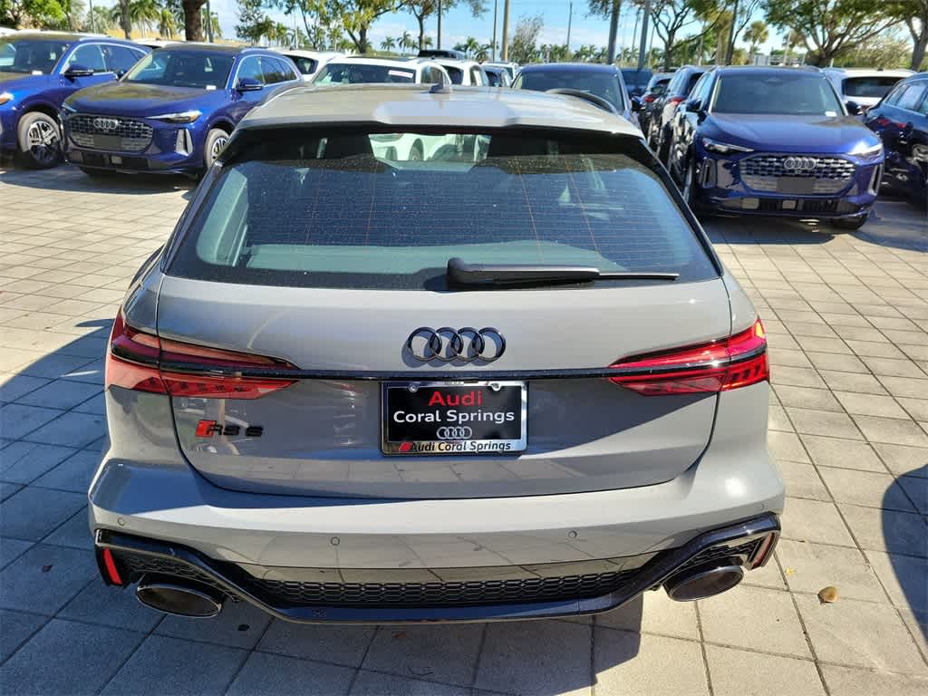 Thumbnail: 2026 Audi RS 6 - 13