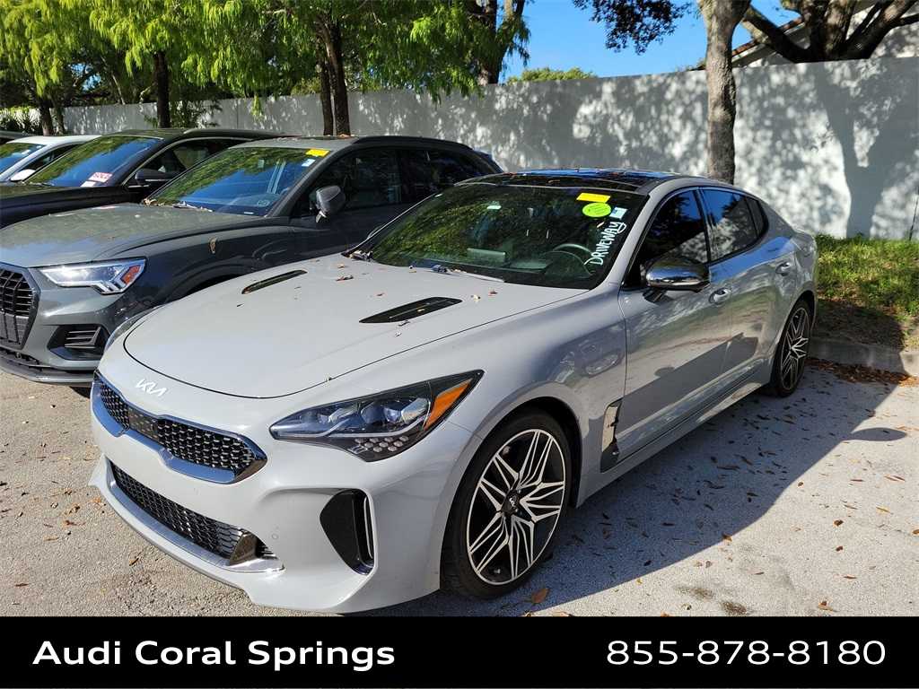 Thumbnail: 2023 Kia Stinger - 3
