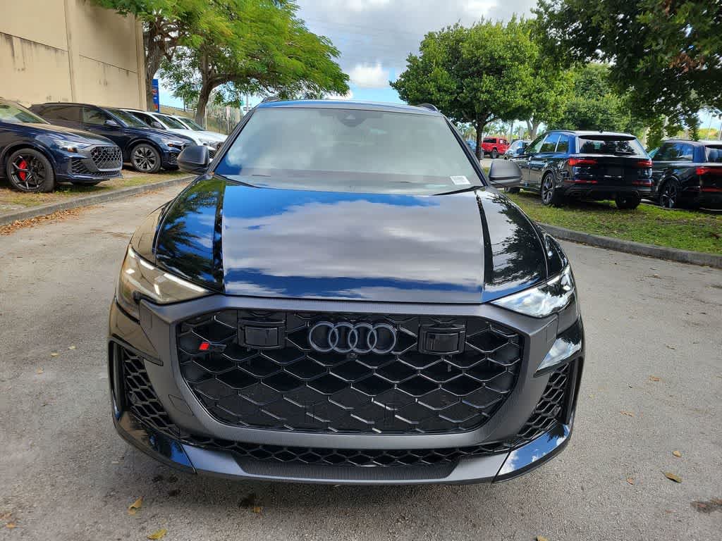 Thumbnail: 2026 Audi RS Q8 - 14