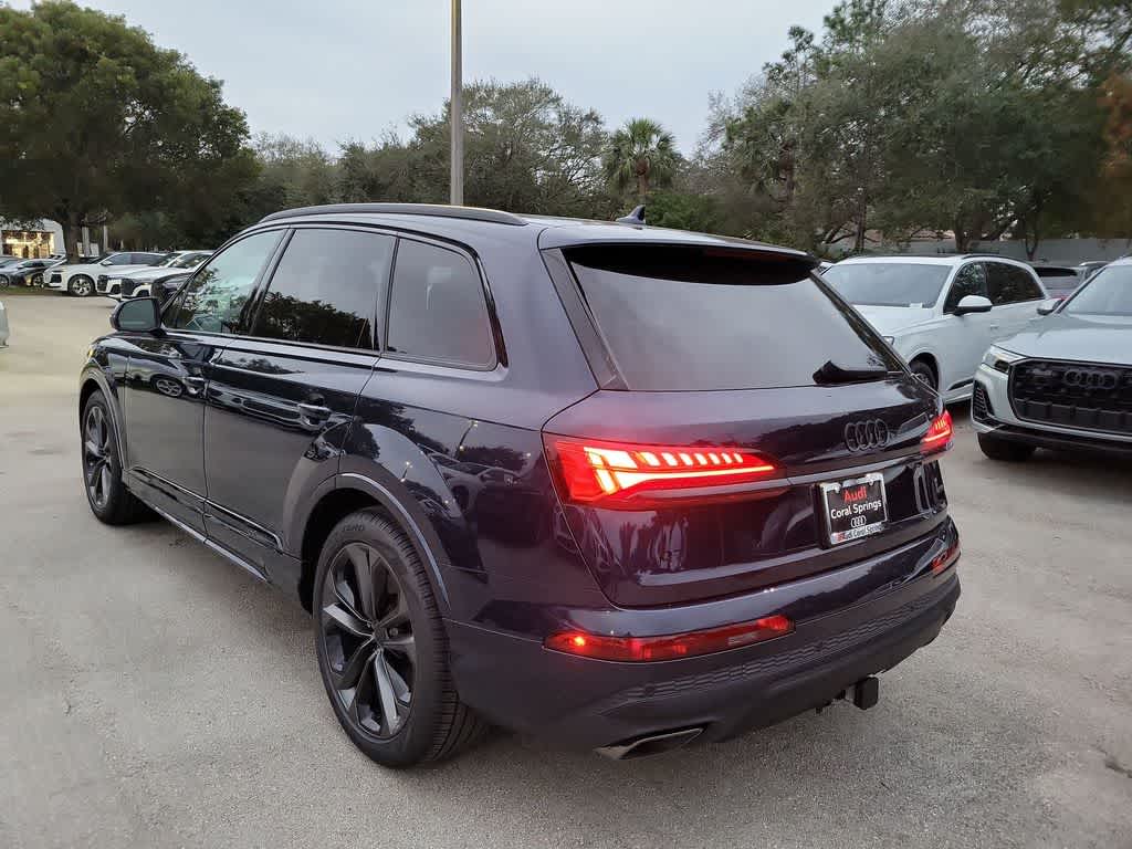 Thumbnail: 2026 Audi Q7 - 12