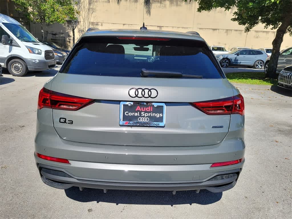 Thumbnail: 2025 Audi Q3 - 13