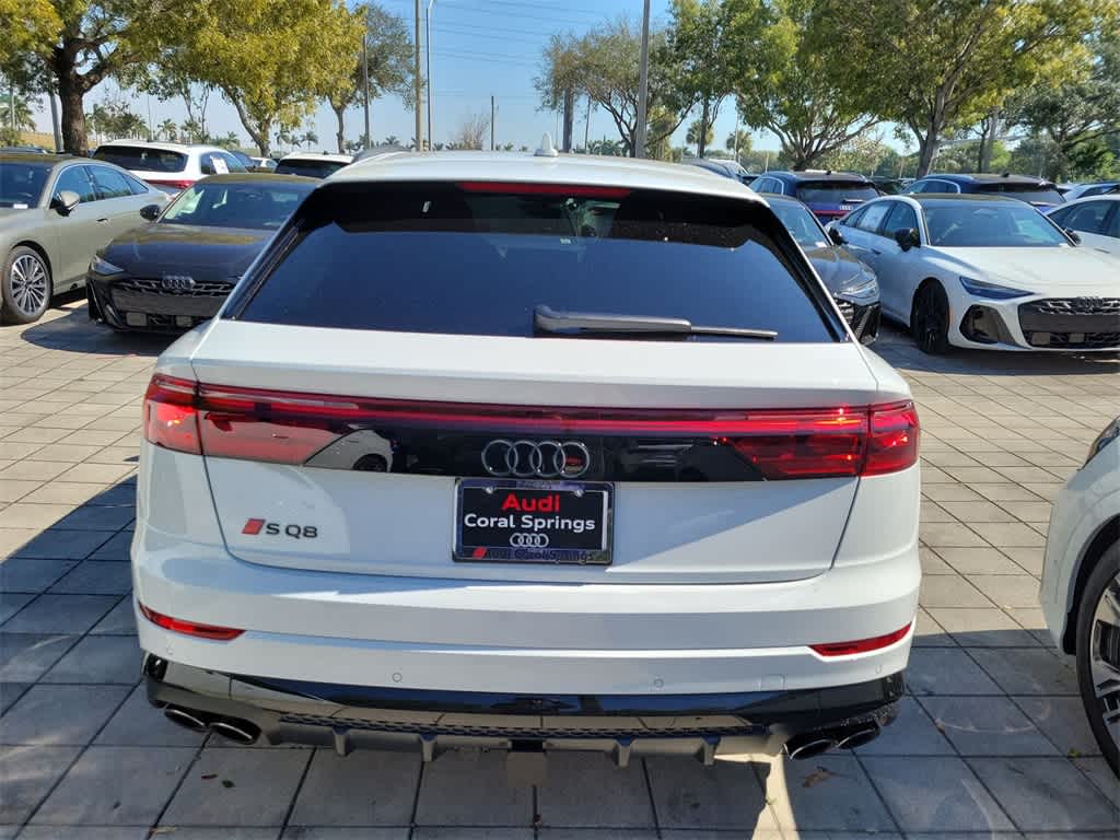 Thumbnail: 2026 Audi SQ8 - 13