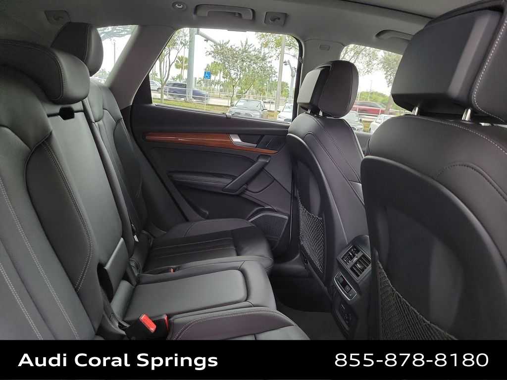 Thumbnail: 2023 Audi Q5 - 21