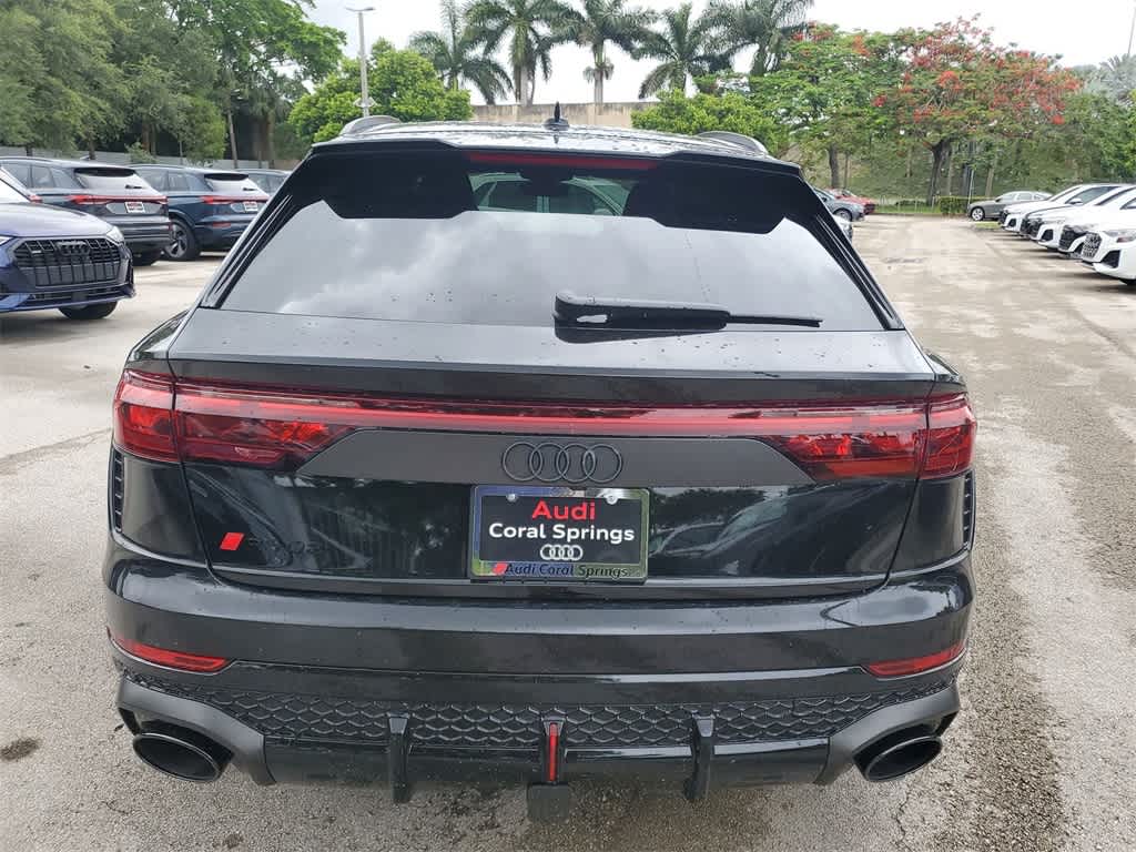 2025 Audi RS Q8 4.0T 7