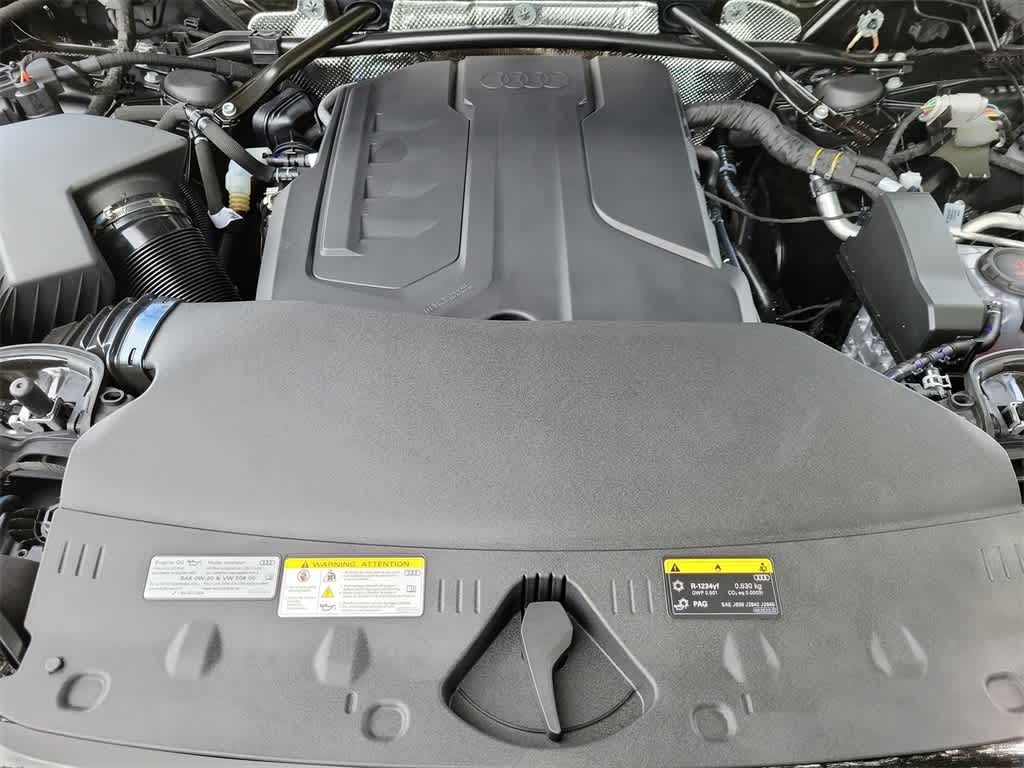 Thumbnail: 2025 Audi Q5 - 9