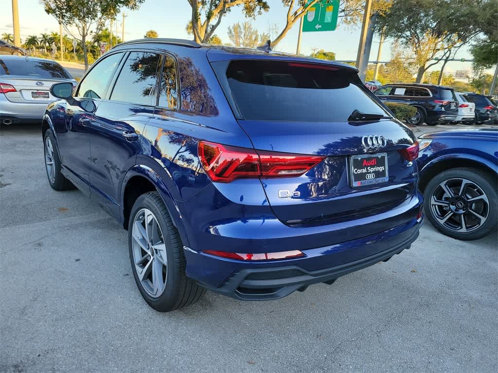 Thumbnail: 2025 Audi Q3 - 6