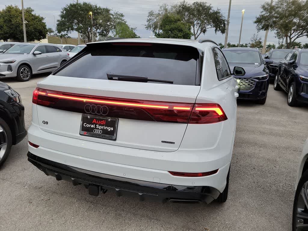 Thumbnail: 2026 Audi Q8 - 8