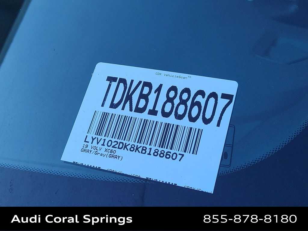 Thumbnail: 2019 Volvo XC60 - 29