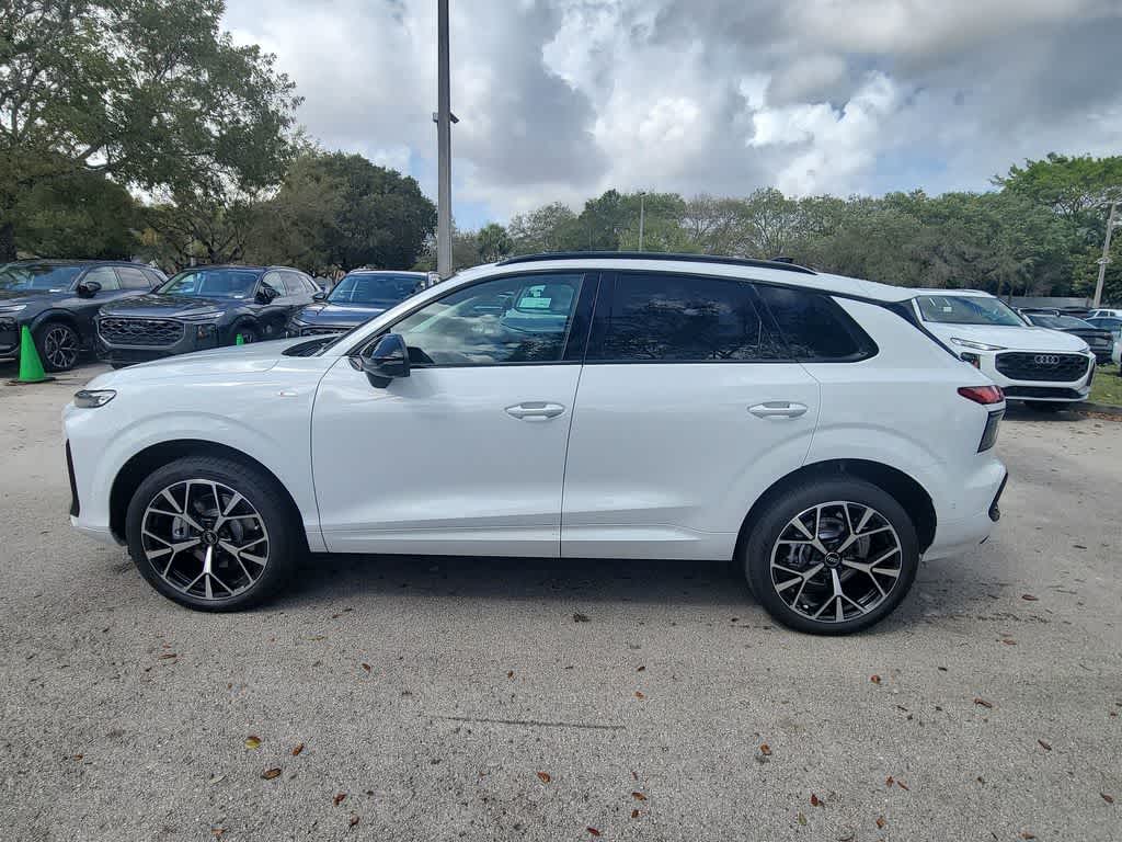 Thumbnail: 2026 Audi Q3 - 5