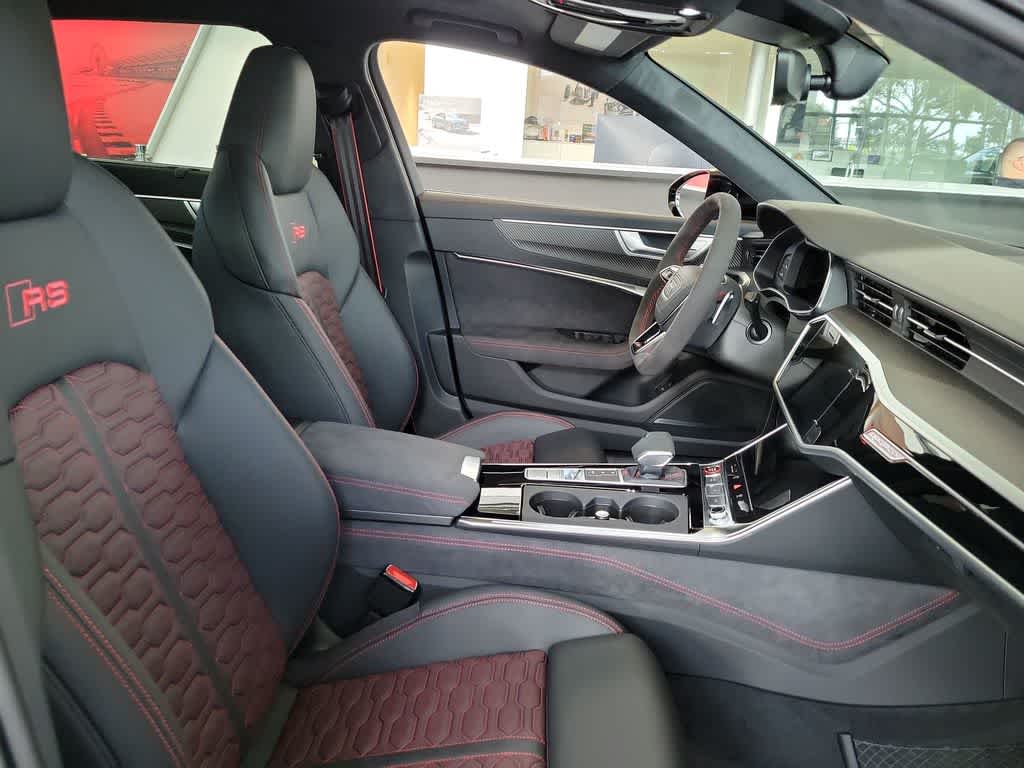 Thumbnail: 2026 Audi RS 6 - 14