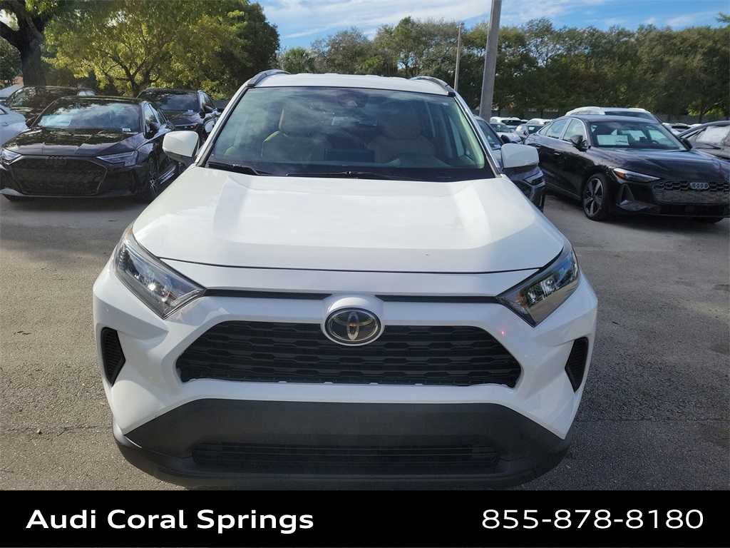Thumbnail: 2019 Toyota RAV4 - 6