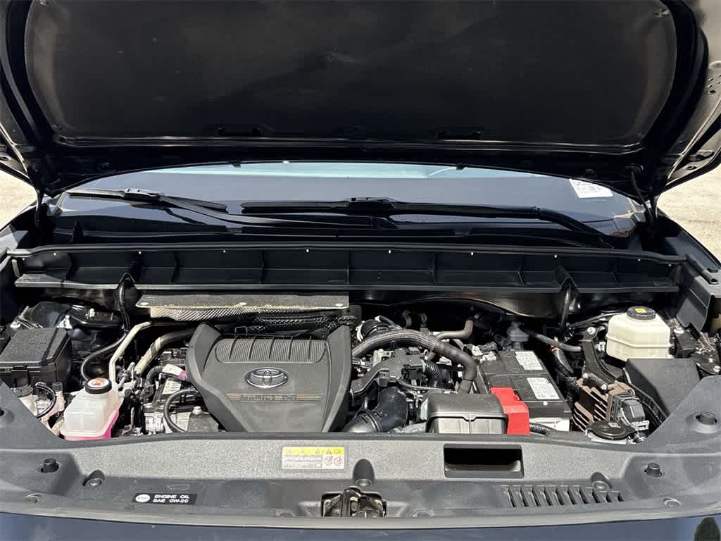 2024 Toyota Highlander XLE 23