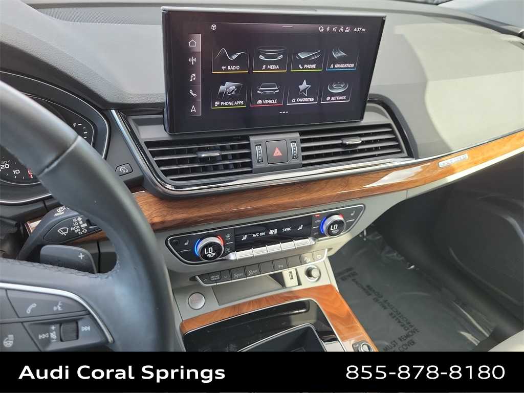 Thumbnail: 2022 Audi Q5 - 16