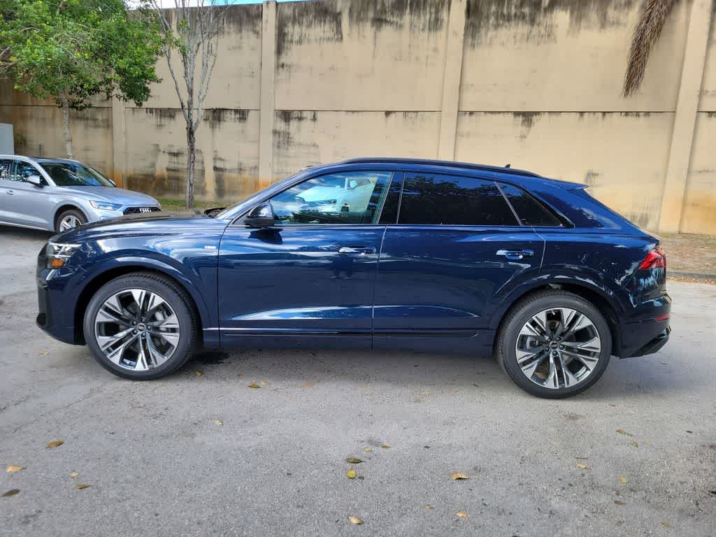 Thumbnail: 2026 Audi Q8 - 5