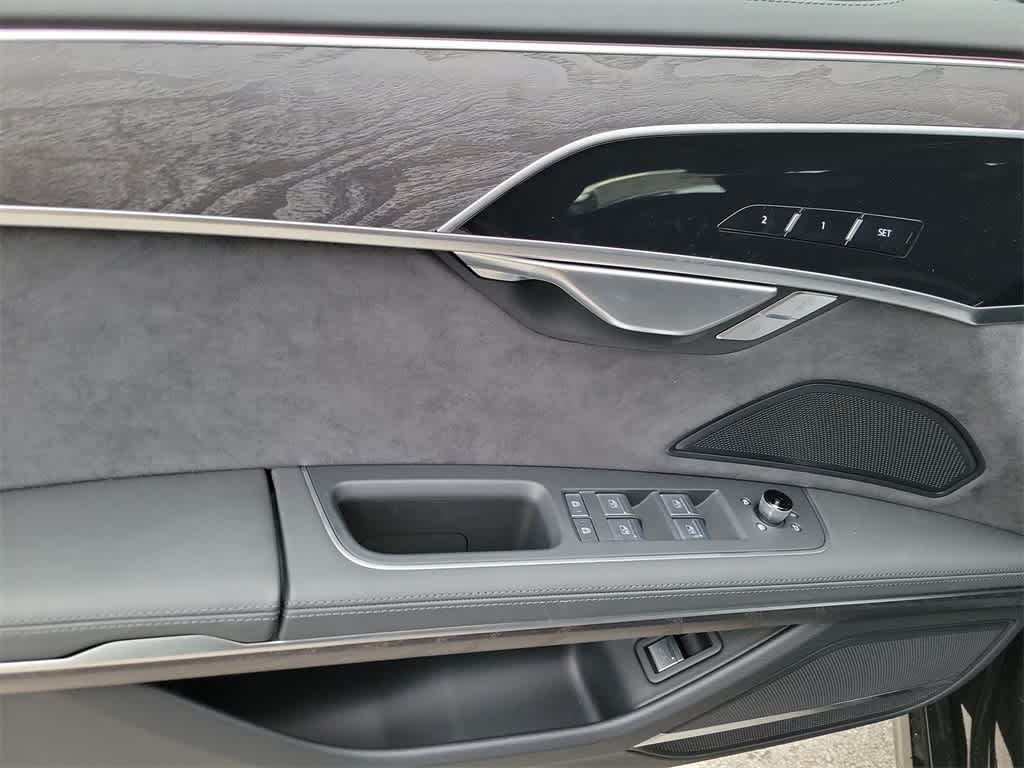 Thumbnail: 2025 Audi A8 - 27