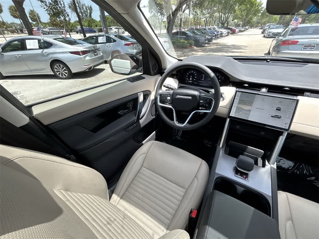 2024 Land Rover Discovery Sport S 15