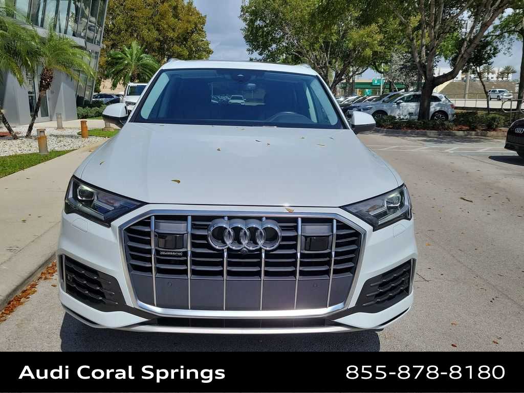 Thumbnail: 2023 Audi Q7 - 3