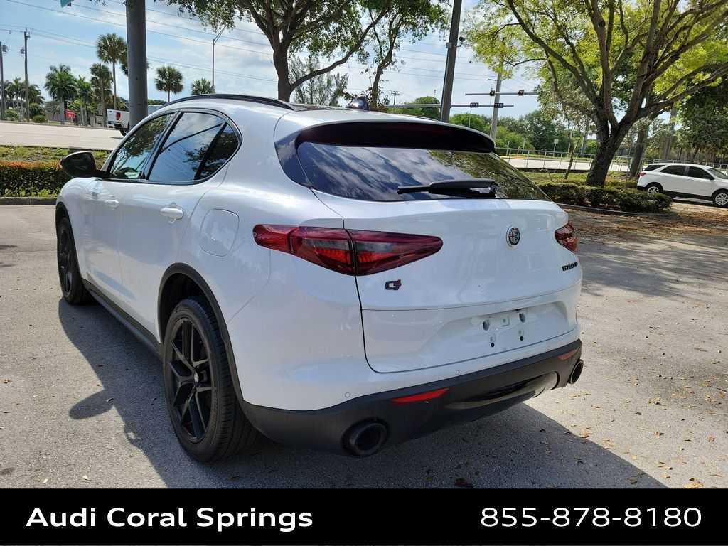 Thumbnail: 2019 Alfa Romeo Stelvio - 6