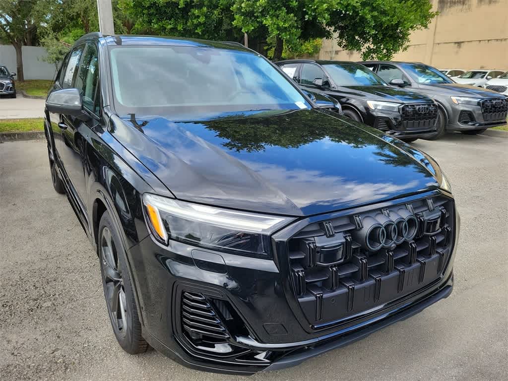 Thumbnail: 2026 Audi Q7 - 6