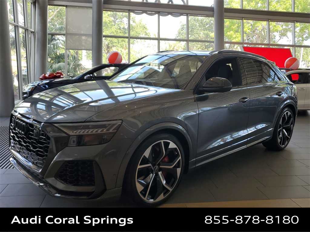 Thumbnail: 2024 Audi RS Q8 - 9