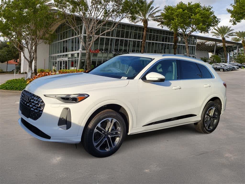 Thumbnail: 2025 Audi Q5 - 1