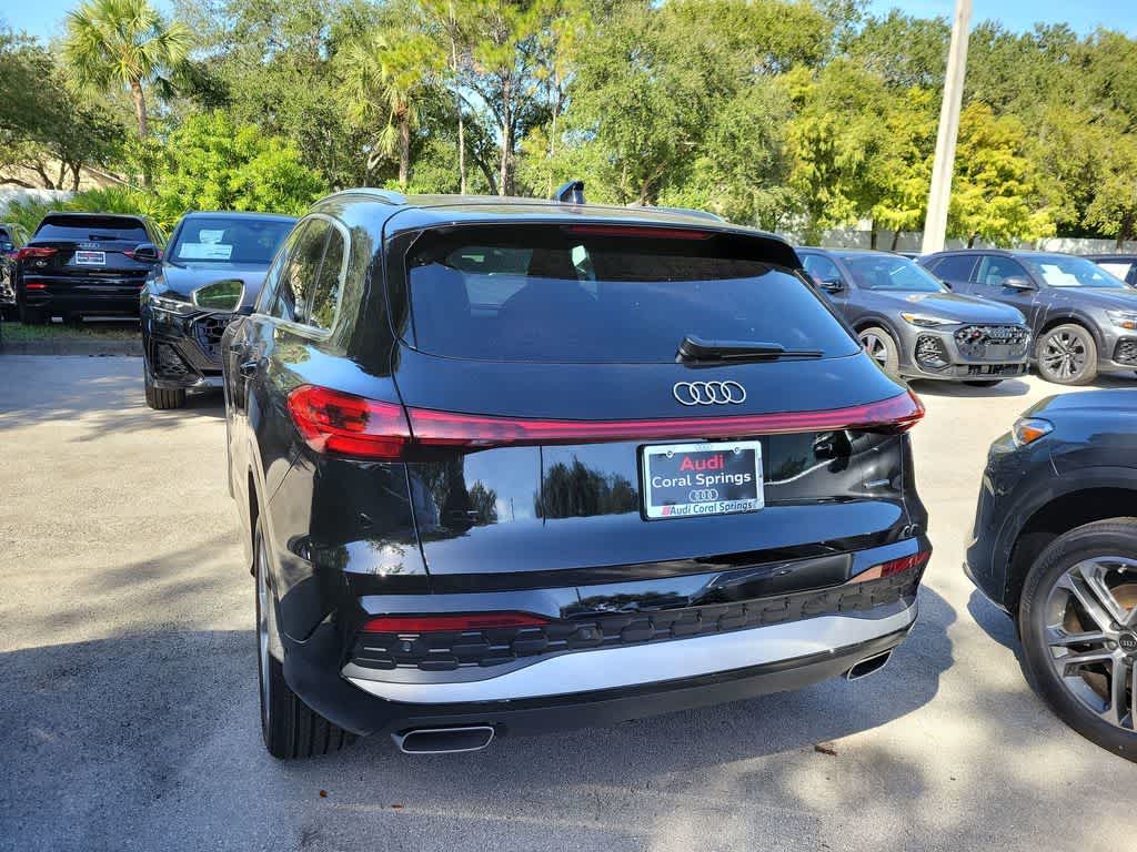 Thumbnail: 2025 Audi Q5 - 12