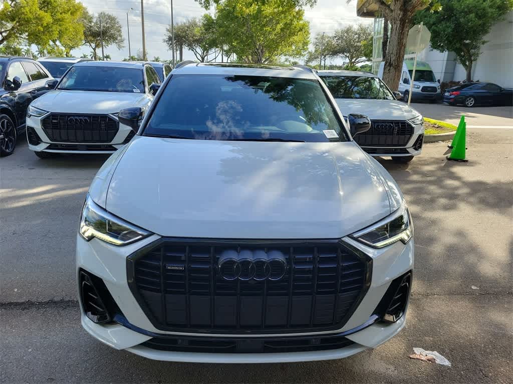 Thumbnail: 2025 Audi Q3 - 6