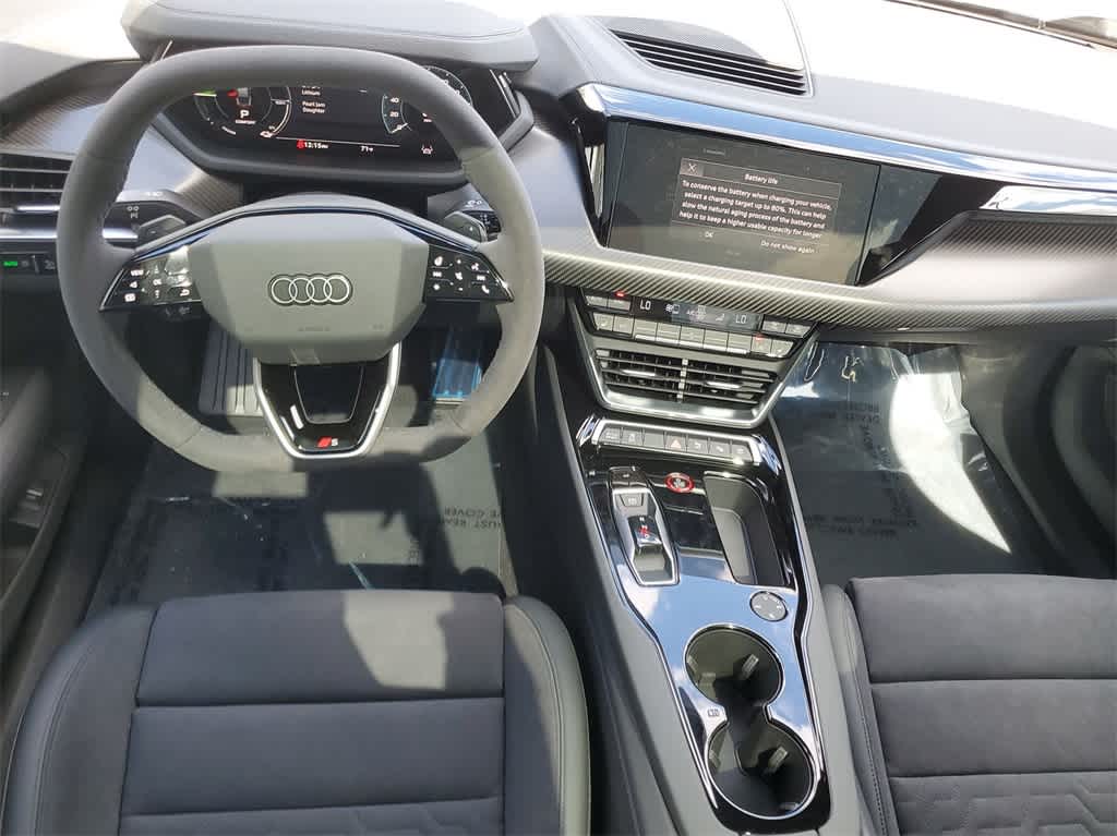 2025 Audi e-tron GT Premium Plus 18