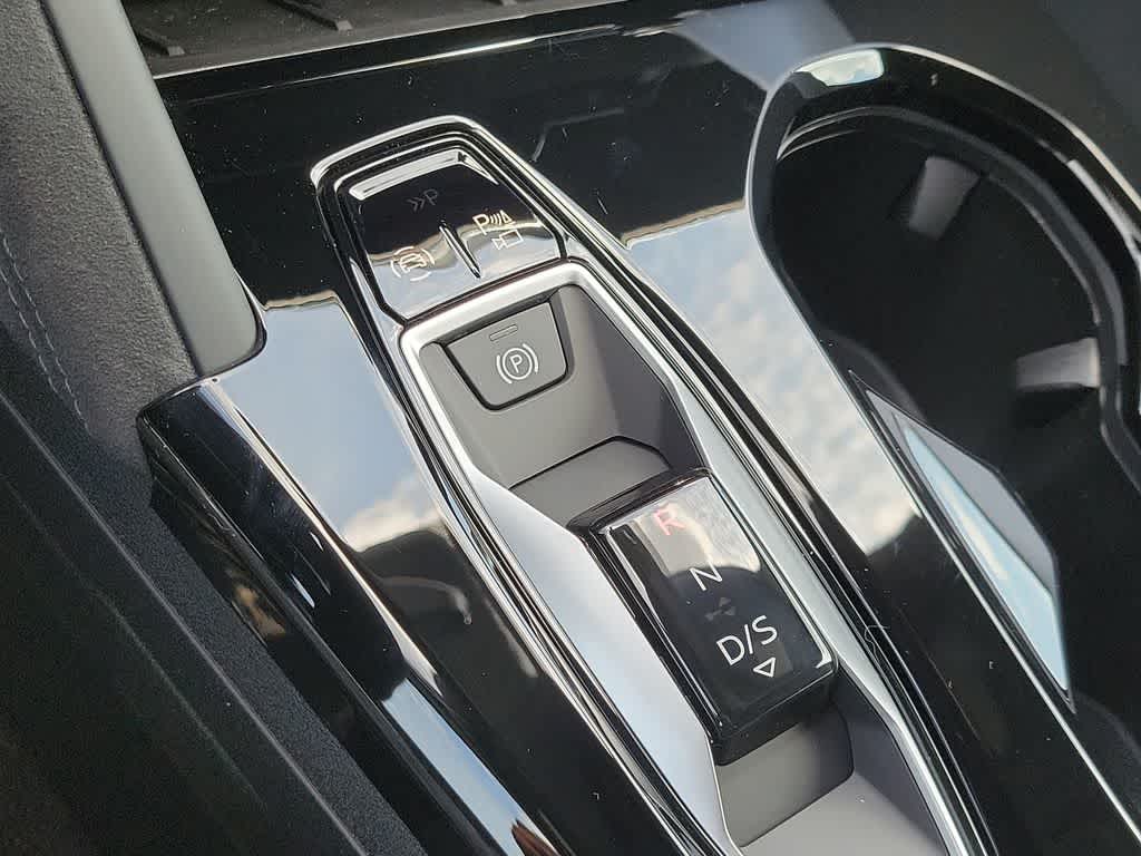 Thumbnail: 2026 Audi SQ5 - 25