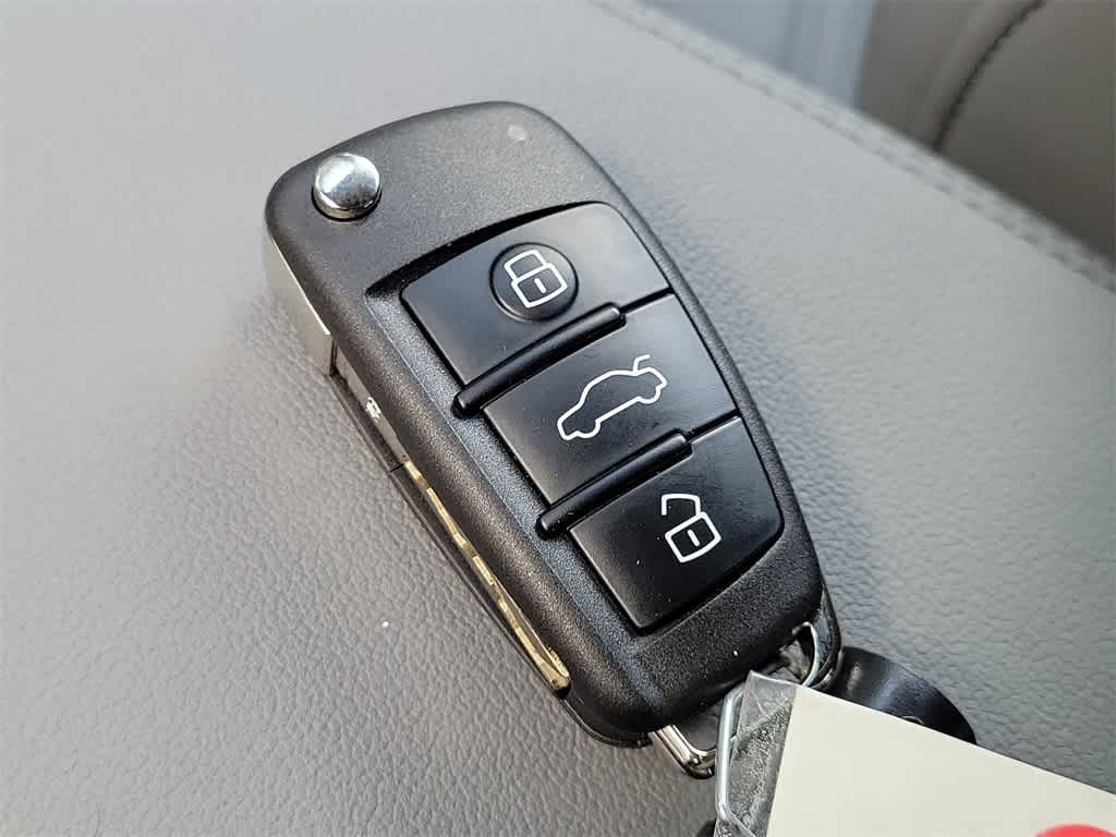 Thumbnail: 2025 Audi Q3 - 20