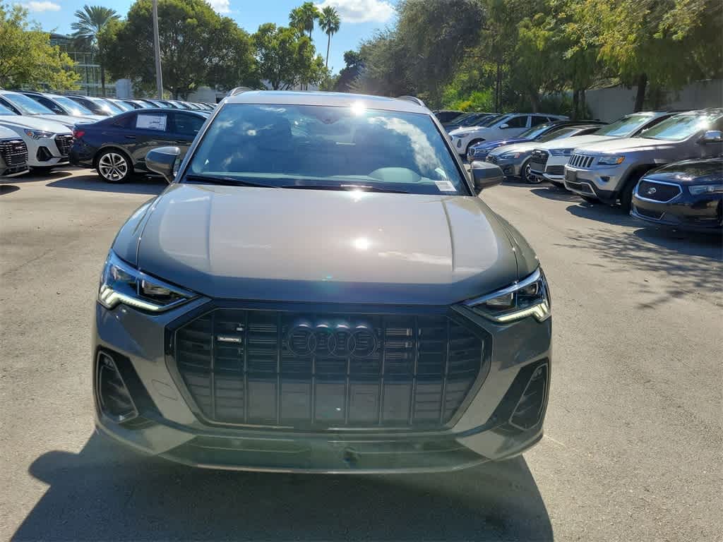 Thumbnail: 2025 Audi Q3 - 14