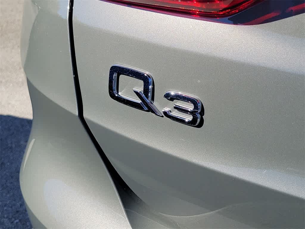 Thumbnail: 2025 Audi Q3 - 15