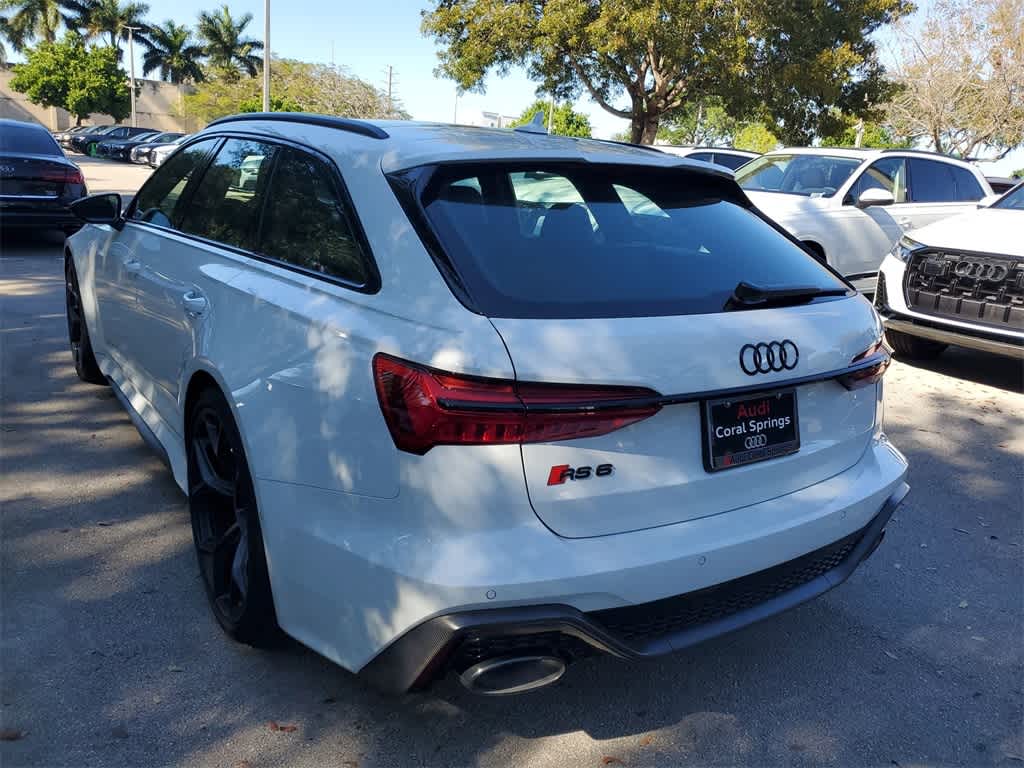 Thumbnail: 2025 Audi RS 6 - 6