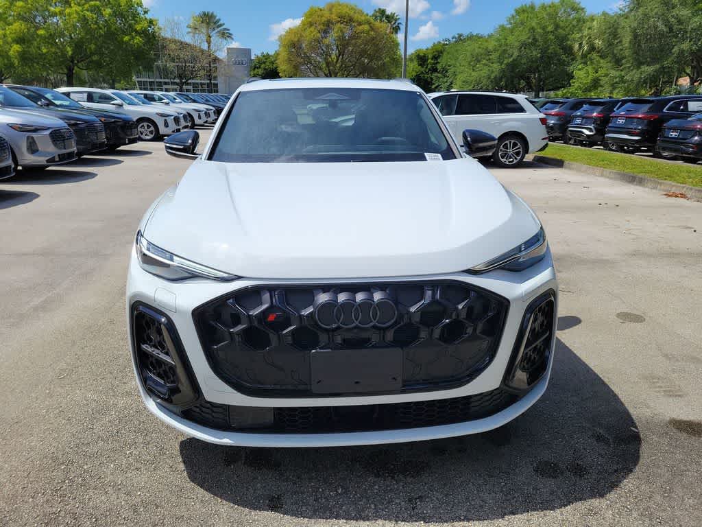 Thumbnail: 2026 Audi SQ5 - 3