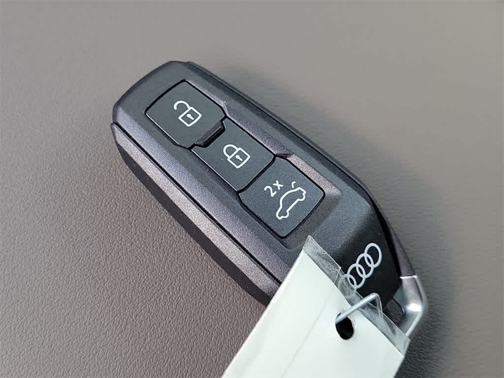 Thumbnail: 2025 Audi Q5 - 28