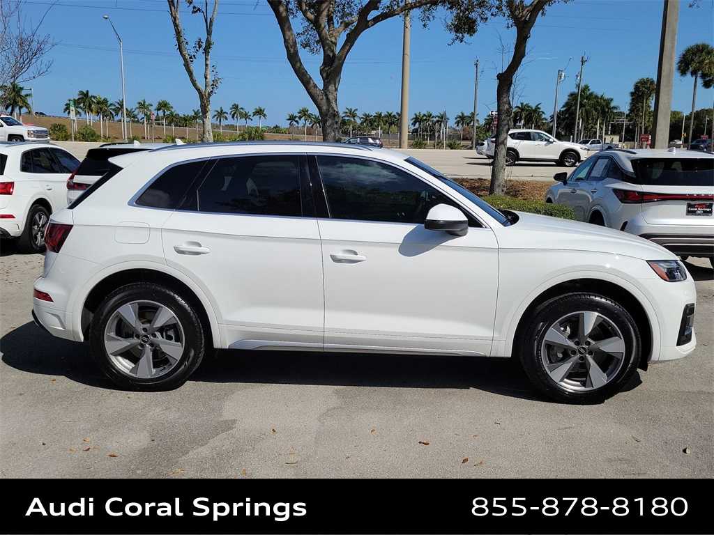 Thumbnail: 2023 Audi Q5 - 9