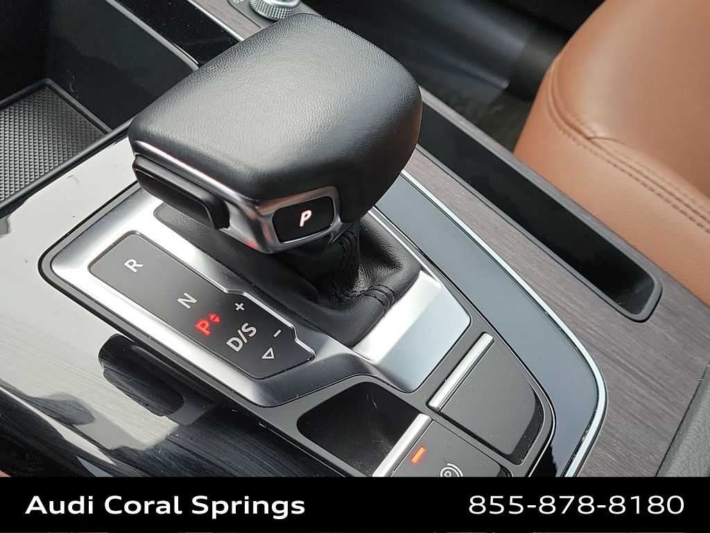 Thumbnail: 2022 Audi Q5 - 25