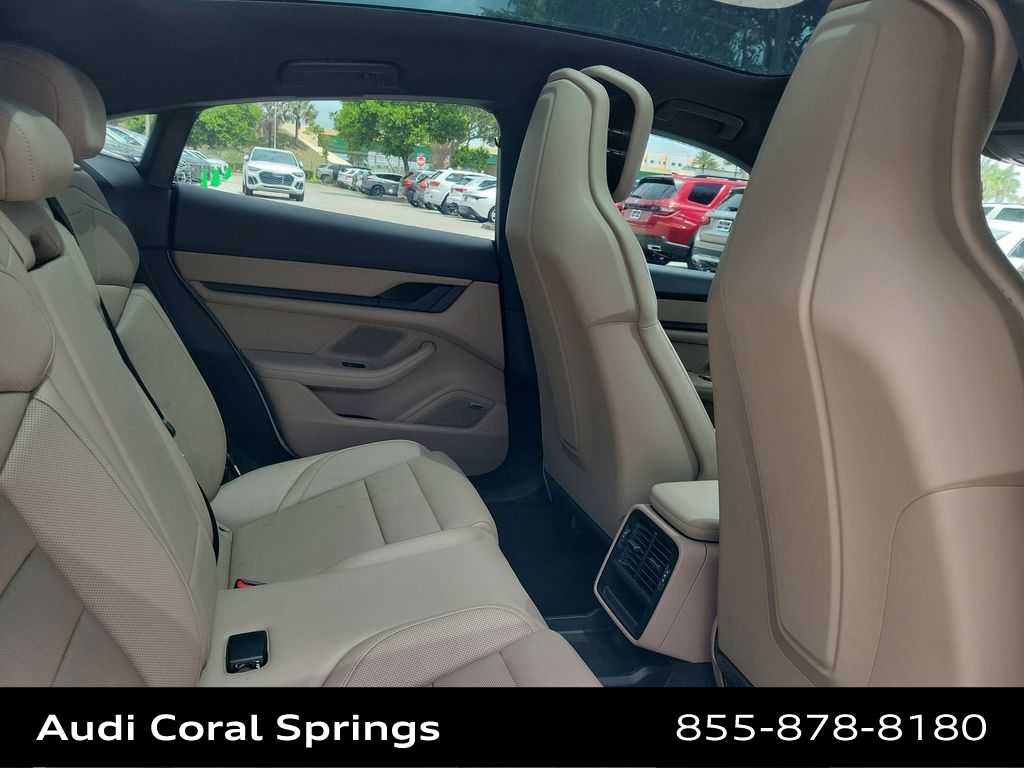 Thumbnail: 2023 Porsche Taycan - 21