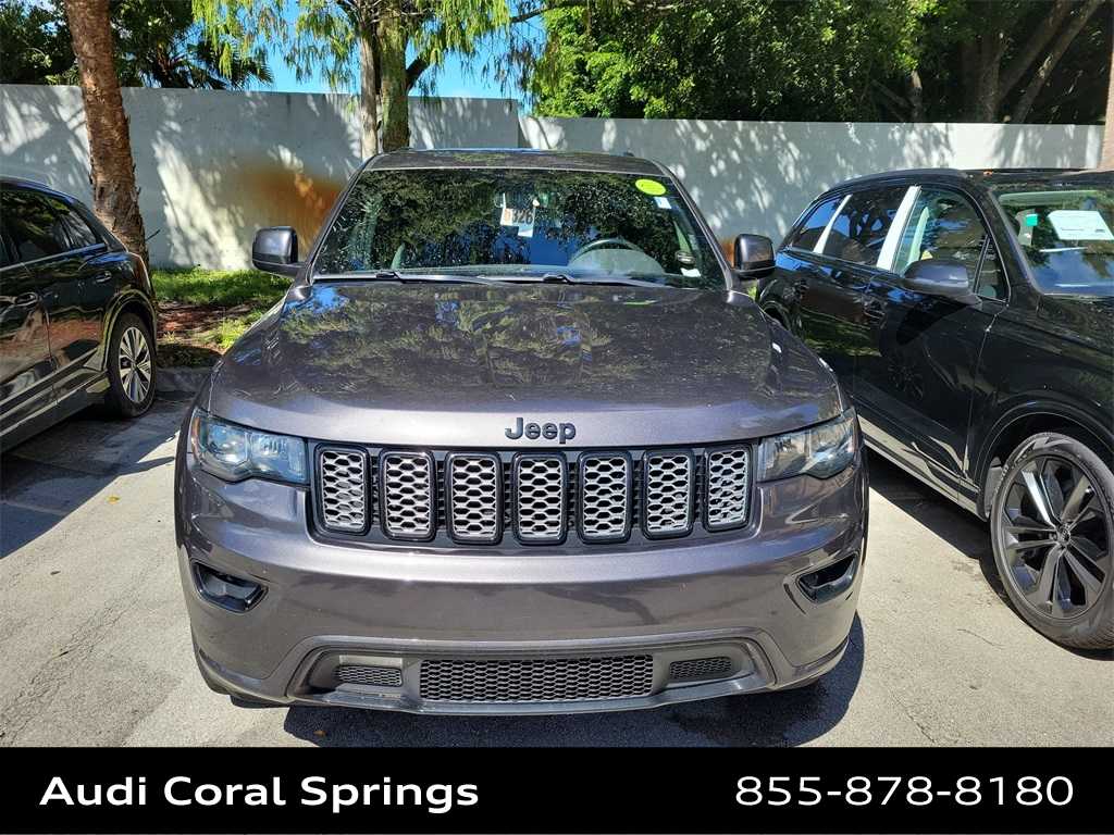 Thumbnail: 2020 Jeep Grand Cherokee - 6