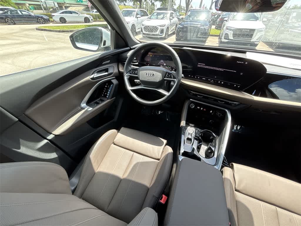 Thumbnail: 2025 Audi Q5 - 15