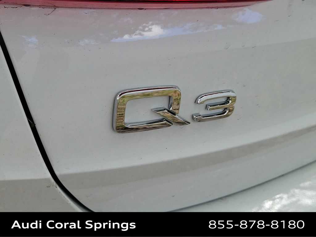 Thumbnail: 2025 Audi Q3 - 20