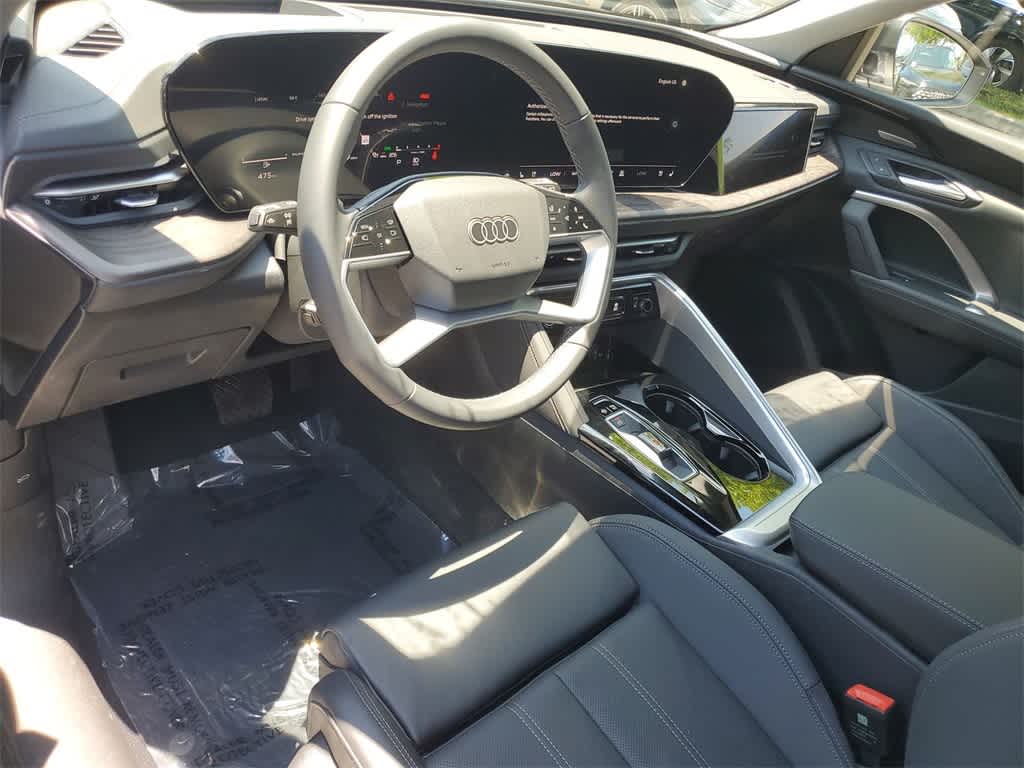 Thumbnail: 2025 Audi Q5 - 10