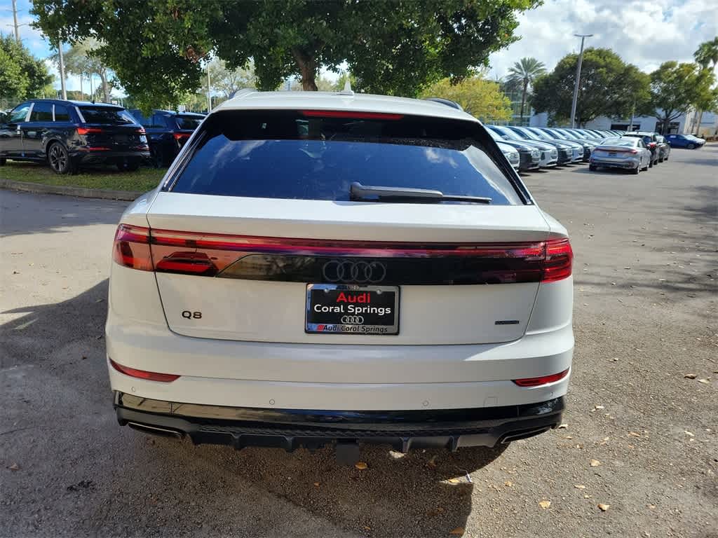 Thumbnail: 2026 Audi Q8 - 13