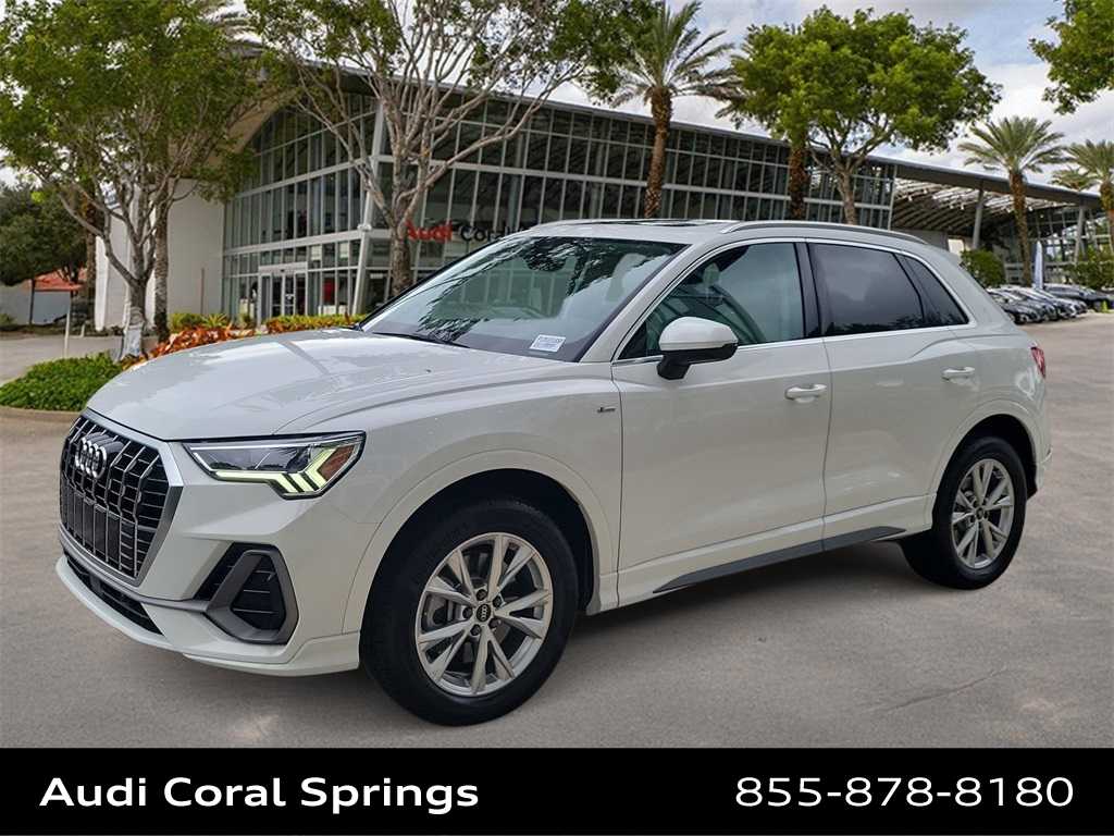 Thumbnail: 2023 Audi Q3 - 1