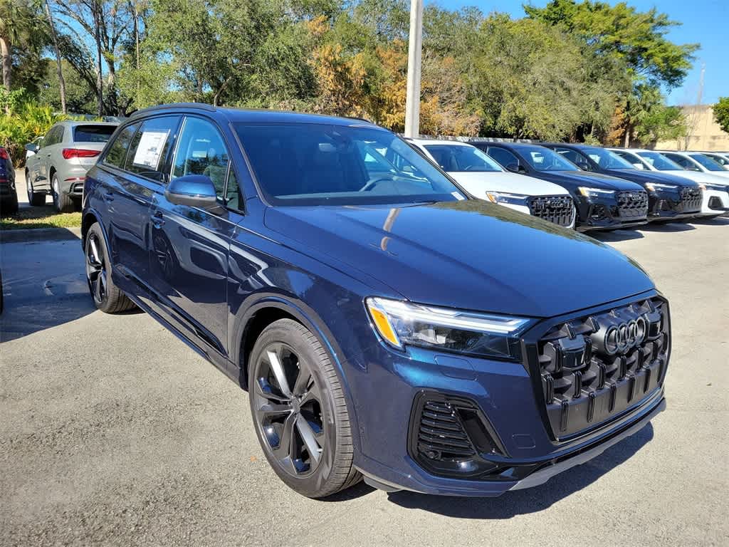 Thumbnail: 2026 Audi Q7 - 14